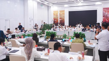Luhut Apresiasi Kinerja Kemensos Integrasikan Data &amp; Digitalisasi Bansos