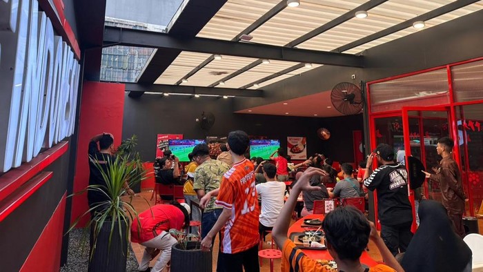 Nobar Persija vs Persib di SeIndonesia, Minggu (10/5/2026).