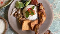 Pesta Kebun: Nasi Tempong hingga Oseng Sapi Juara di Tengah 'Kebun' Cantik