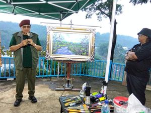 SBY Melukis di Taman Kyai Langgeng Magelang: Lanskap Ini Beautiful