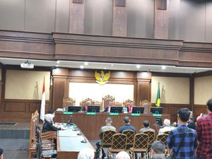 Hakim Pensiun, Sidang Vonis 4 Terdakwa Kasus Korupsi Minyak Ditunda