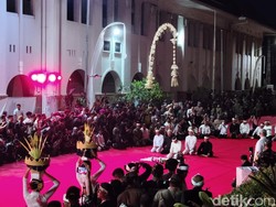 Milangkala Tatar Sunda Hidupkan Nuansa Budaya di Cirebon