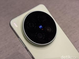 Ini Fitur Kamera Vivo X300 Ultra, Bikin DSLR Ketar-ketir?