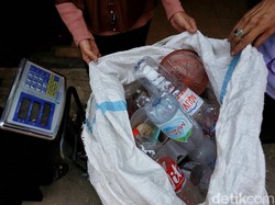 Video Pemprov DKI Akan Lombakan Pilah Sampah antar Hotel, Restoran, dan Kafe