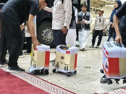 Jemaah Haji Kini Bisa Kirim Oleh-oleh Langsung dari Makkah ke Indonesia