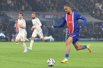 Liverpool Serius Incar Winger PSG Ini?