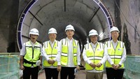 Gibran Bareng Pramono Cek Proyek MRT Harmoni, Targetkan Operasi Akhir 2027