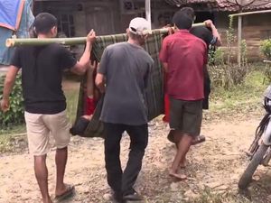 Kata Pemkab Pandeglang soal Ibu Ditandu Usai Melahirkan Akibat Jalan Rusak