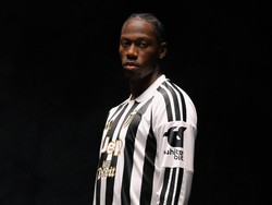 Begini penampakan jersey Juventus dari samping. (Foto: dok. Juventus)