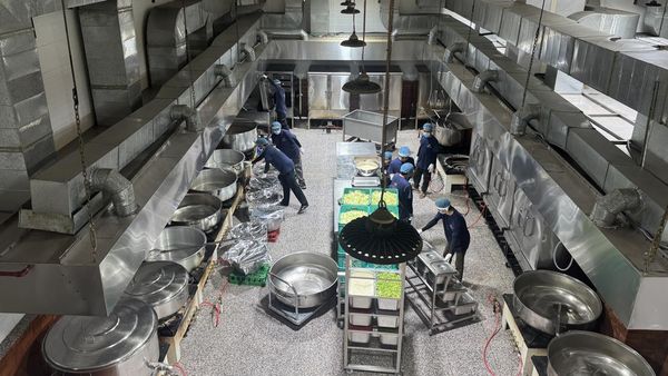 Melihat Dapur Katering Haji di Makkah, Sajikan Cita Rasa Nusantara