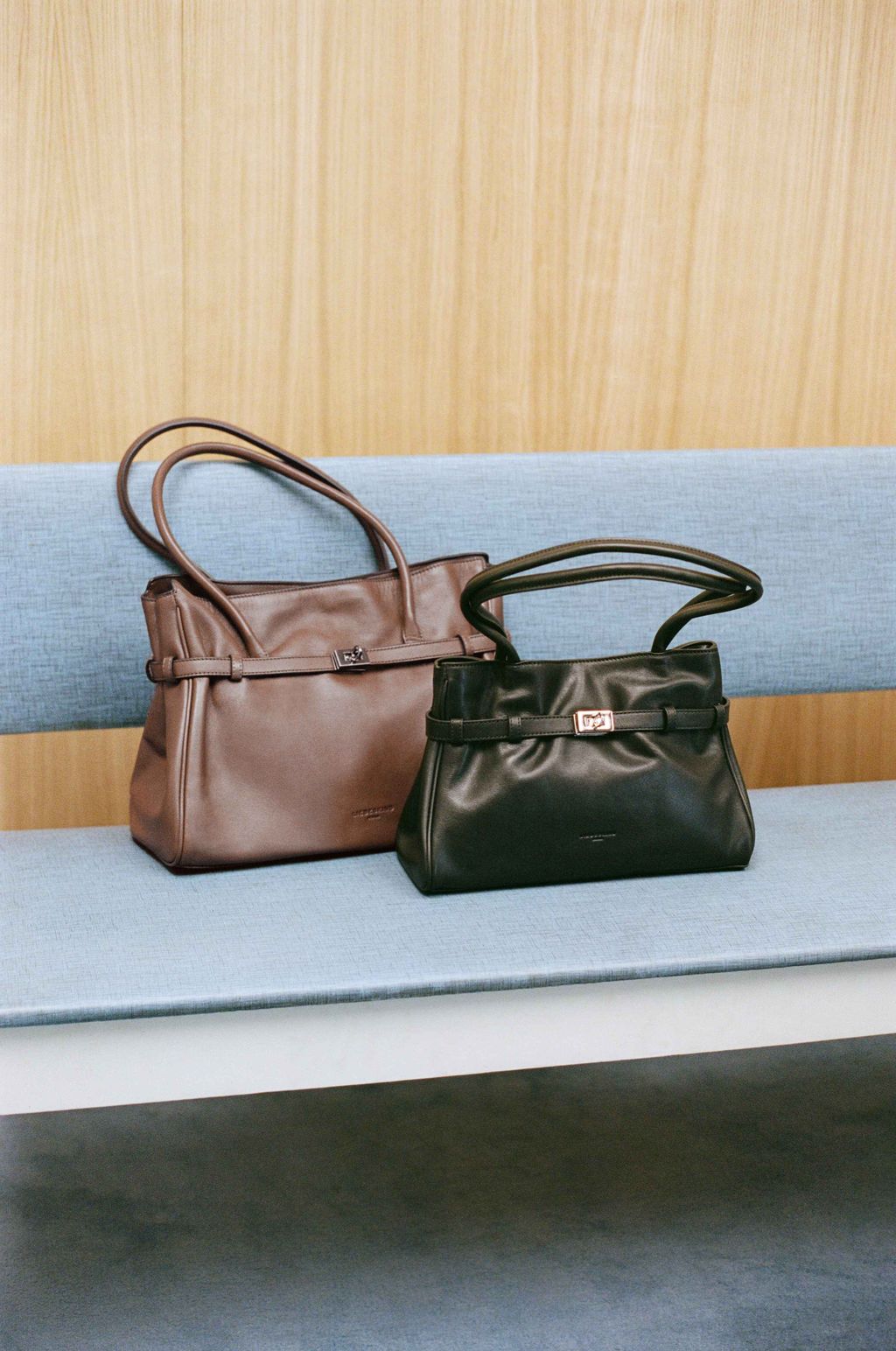 Nori Satchel Medium &mdash; Roasted Coconut