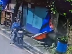 Aksi Pria di Jaktim Ngaku Dengar Bisikan Bakar Sana-sini