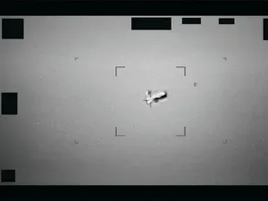 Pentagon Buka Arsip UFO Rahasia, Foto-fotonya Bikin Tercengang!