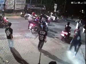 Bentrokan Kelompok Pemuda di Dukun Gresik Pecah, 5 Orang Luka-luka