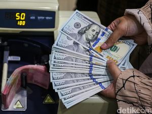 Dolar AS Tembus Rp 17.658!