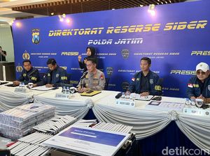 Modus Tersangka Palsukan-Terbitkan SIM Card Ilegal yang Diungkap Polda Jatim