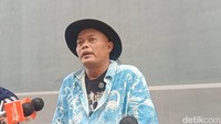 Sule Kasih Giliran ke Anak-anak untuk Kurban Tahun Ini