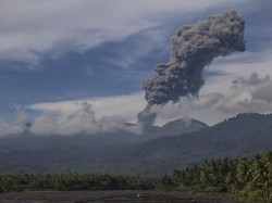 Detik-detik Mencekam 2 WN Singapura Tewas Saat Gunung Dukono Meletus