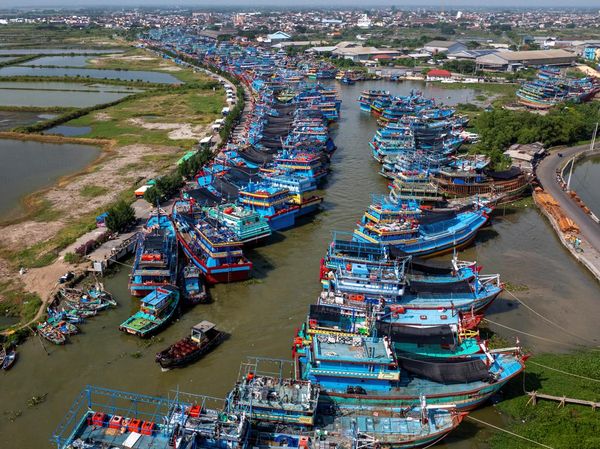 Biaya Solar Melambung, Kapal Nelayan Banyak Bersandar