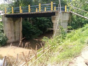 Jembatan di Sangalla Tana Toraja Mangkrak gegara Anggaran Disetop