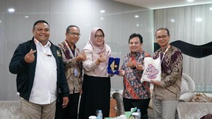 Ketua DPRD Bogor Sambut Inovasi Vokasi Unpak