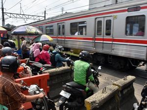 Perlintasan KRL Pasar Anyar Bogor Bersiap Ditutup