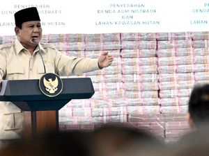 Video Prabowo Senang Hadiri Acara Penyerahan Gunungan Duit Sitaan ke Kas Negara