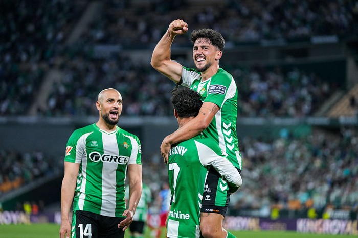 SEVILLA, SPAIN - MAY 12: Pablo Fornals of Real Betis celebrates a goal during the Spanish league, LaLiga EA Sports, football match played between Real Betis and Elche CF at La Cartuja stadium on May 12, 2026, in Sevilla, Spain. (Photo By Joaquin Corc