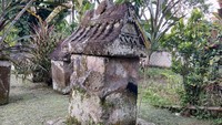 Situs Waruga, Kuburan Batu, dan Mayat yang Dimakamkan Jongkok