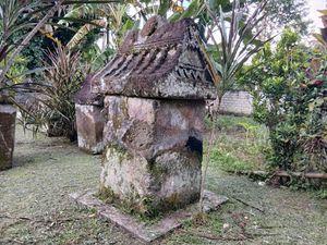 Situs Waruga, Kuburan Batu, dan Mayat yang Dimakamkan Jongkok