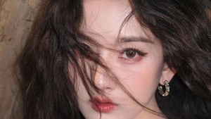 Potret Aktris China di Balik Layar Jadi Viral,  Foto Tanpa Edit Bikin Khawatir