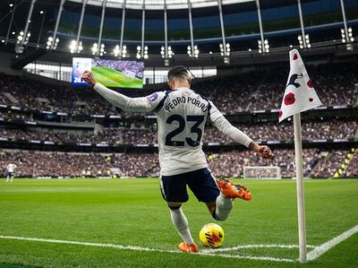 Mencari Raja Corner Liga Inggris: Arsenal Vs Tottenham