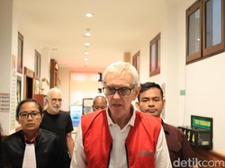 Dua Penipu Bos Properti AS Divonis 2 Tahun Penjara