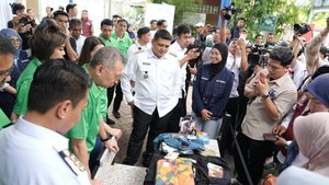 Makassar Perkuat Ekonomi Sirkular, Sampah Disulap Jadi Produk Fesyen Berkelas