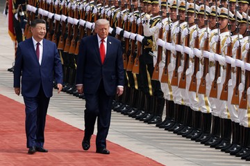 Trump Temui Xi Jinping di Beijing, Suasana Pertemuan Hangat