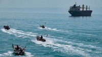 Armada Nyamuk Iran Menantang Angkatan Laut AS di Selat Hormuz