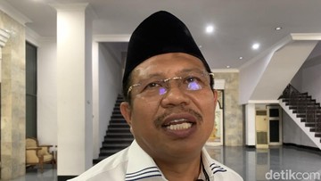 Kantor Disegel, Bupati Lombok Barat Ternyata Kena OTT KPK