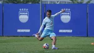 Dedi Kusnandar Ajak Persib Lupakan Euforia Usai Kalahkan Persija