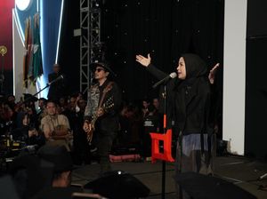 Kotak Beri Energi Untuk Para Wisudawan Baru