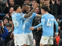 Man City Akan Terus Bikin Arsenal Waspada