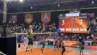 Video Duel Sengit Sukun Badak vs Surabaya Samator di SBY Cup 2026