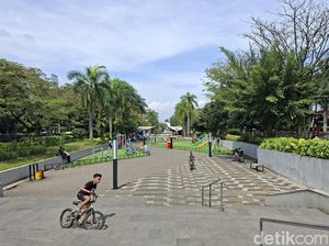 Cara Rita Nikmati Long Weekend di Bandung, Main Gratis Bareng Cucu