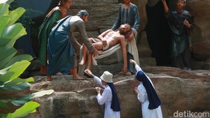 Taman Doa di Jakbar Diserbu Umat Kristiani Saat Kenaikan Yesus Kristus