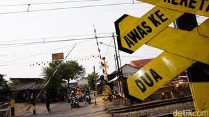 Uji Palang Pintu Otomatis dan Pos Penjaga di Perlintasan Ampera