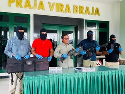 7 WNA China Ditangkap di Nabire Terkait Tambang Emas Ilegal, Senpi Disita