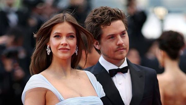 Barbara Palvin Perdana Pamer Baby Bump di Cannes, Gayanya Anggun Bak Princess