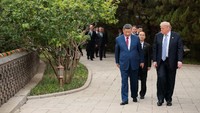 Trump Kaget Diajak Xi Jinping Lihat Pohon Berusia Ratusan Tahun