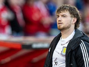 Harvey Elliott Menyedihkan