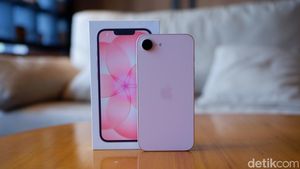 Unboxing iPhone 17e Soft Pink, Warnanya Menggoda Harga Rp 13 Jutaan