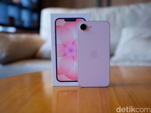 Unboxing iPhone 17e Soft Pink, Warnanya Menggoda Harga Rp 13 Jutaan